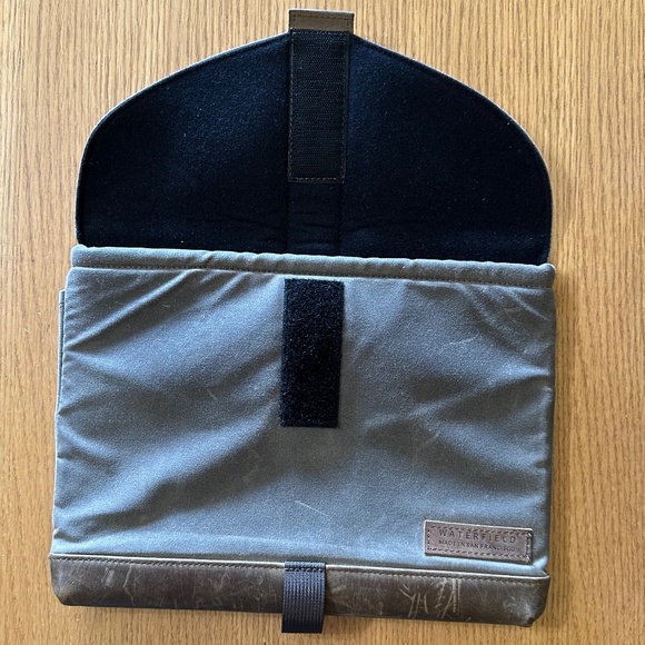 Waterfield 13" Laptop SleeveCase - Picture 4 of 7